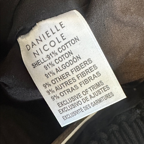 NWOT Danielle Nicole Macrame Crossbody Fringe Wood Handle Bag in Black - Picture 10 of 11